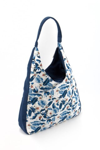 Interno Borsa Hobo Magnolia color blu cobalto. Collezione Trame 2026. Artigianato quosolidale Vietnam