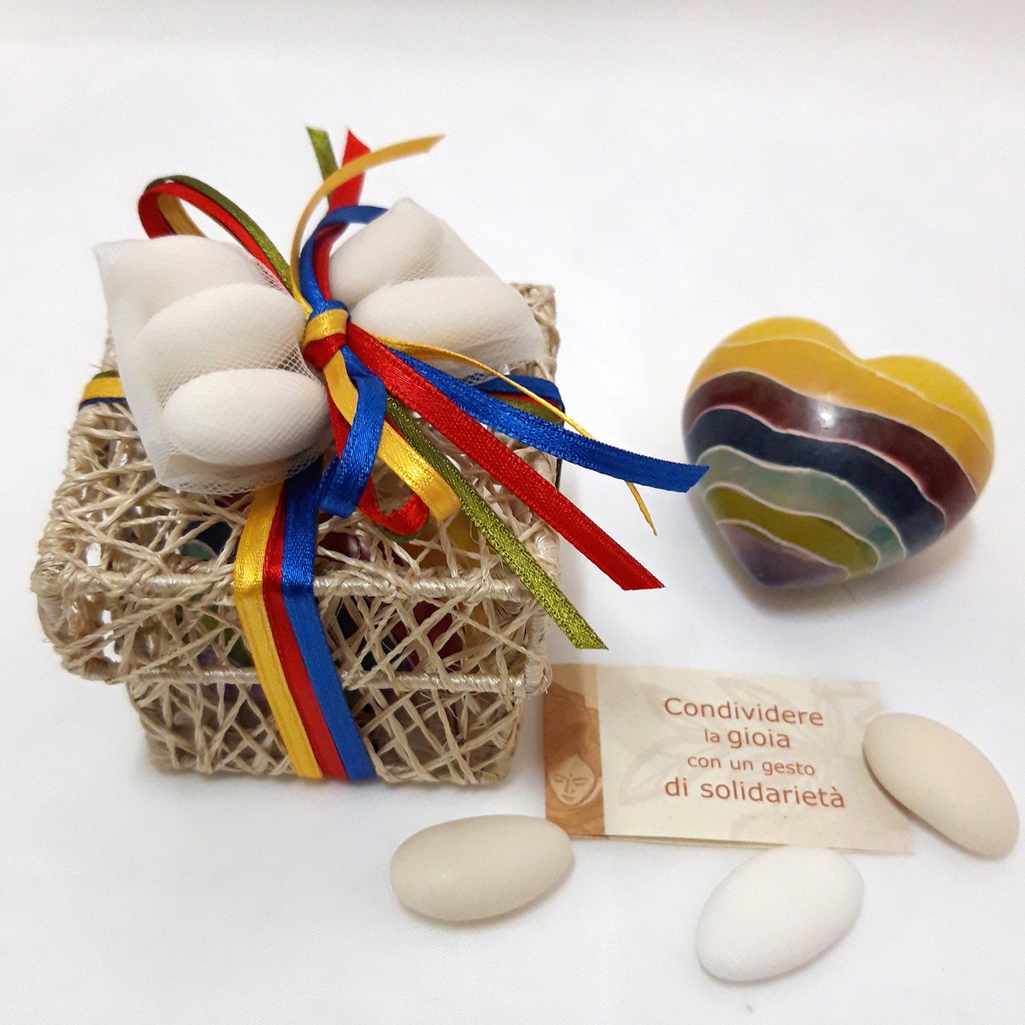 BOMBONIERA CUORE ARCOBALENO PIETRA SAPONARIA | COD B32