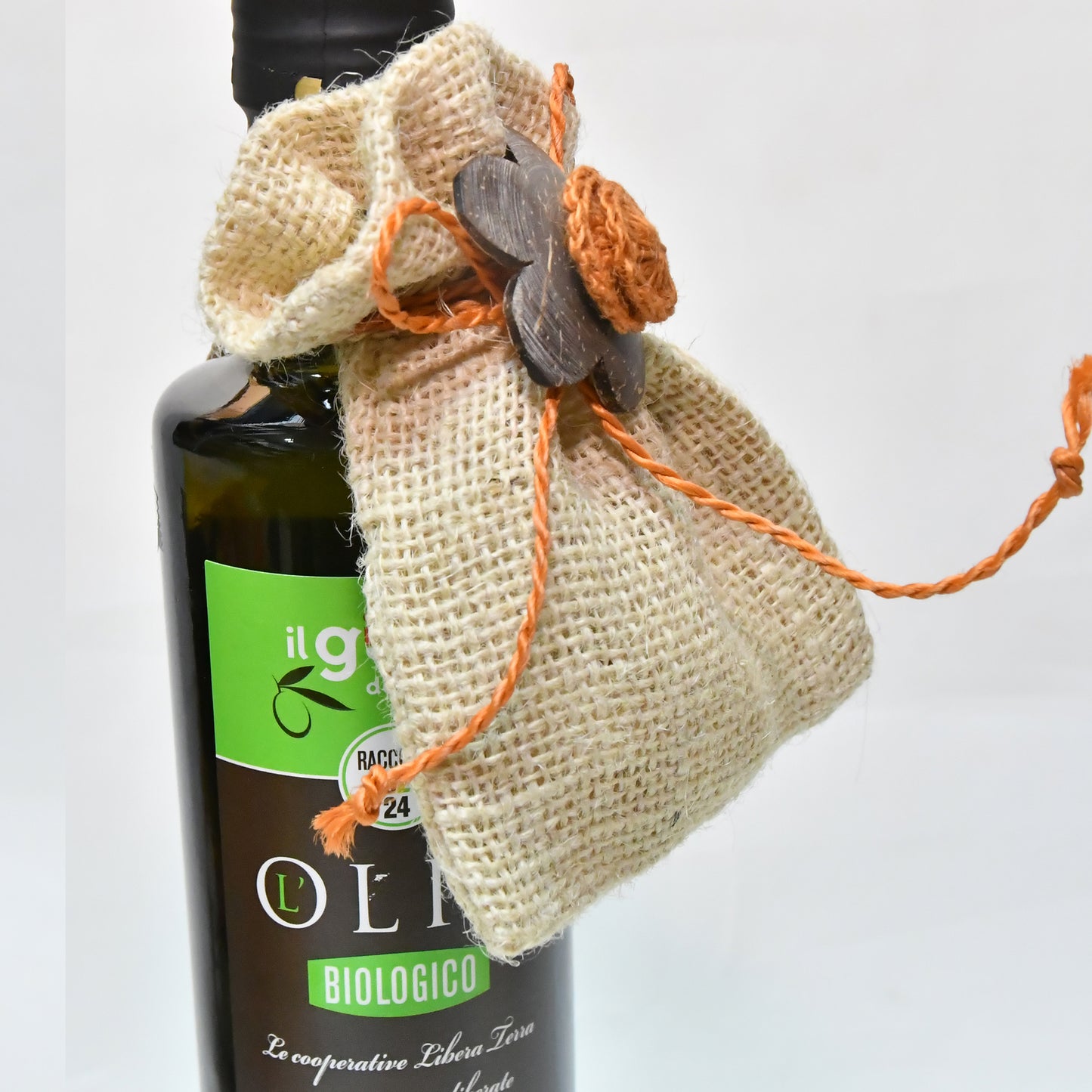bomboniera equosolidale Libera Terra olio extra vergine di oliva ilsandalo