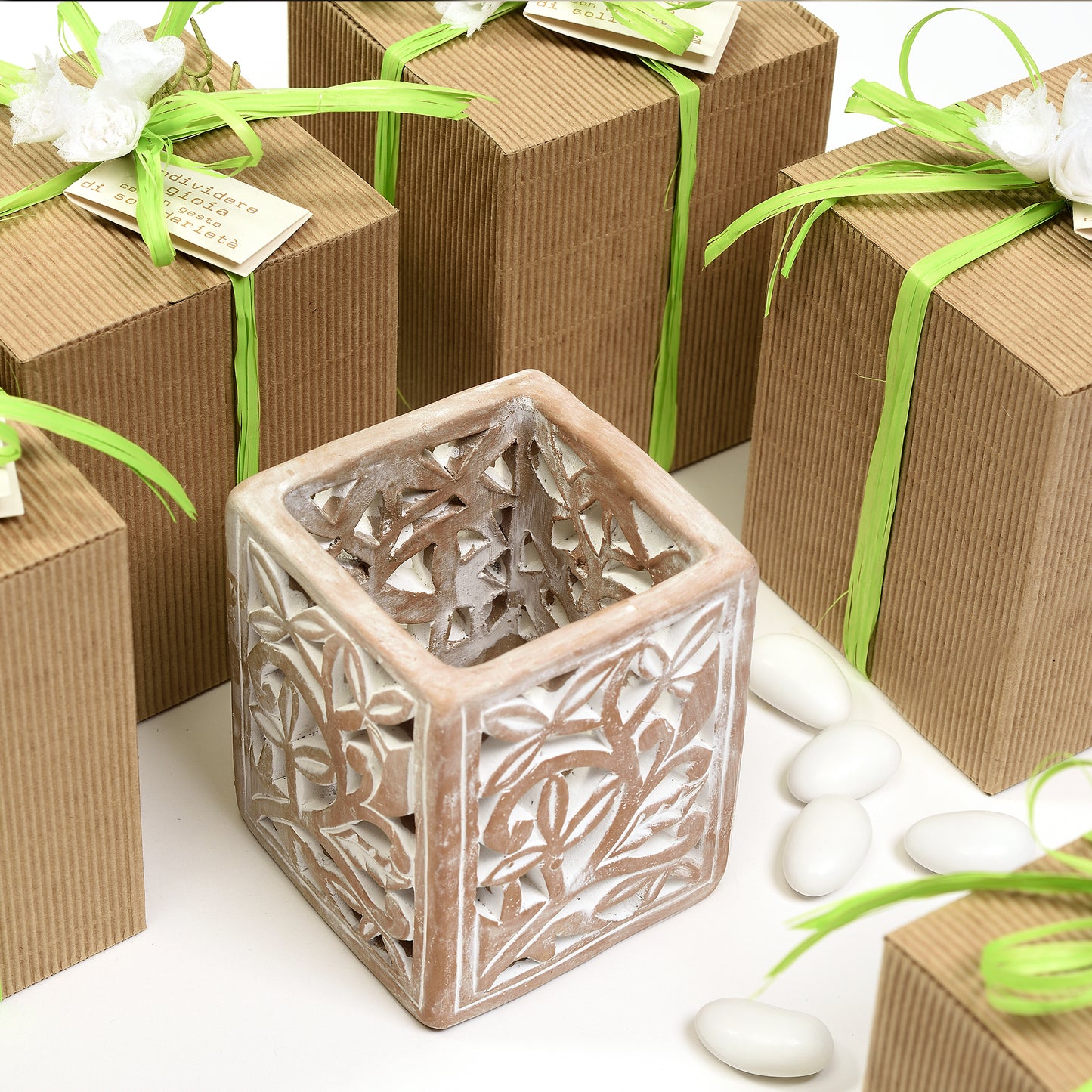 LANTERNA FLOREALE IN TERRACOTTA | COD 1957