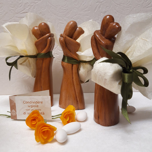 BOMBONIERA SOLIDALE MATRIMONIO STATUINA INNAMORATI | COD B30