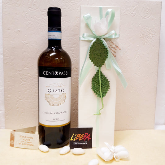 particolare della confezione di Bomboniera solidale alimentare vini di Libera Terra