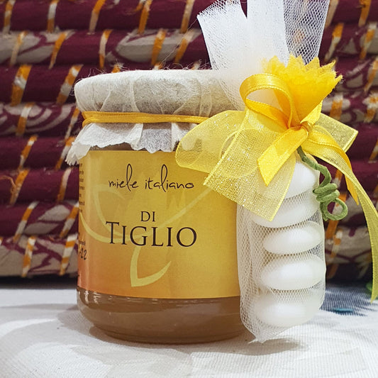 bomboniera alimentare solidale con  miele italiano Germogli  per battesimo comunione cresima matrimonio