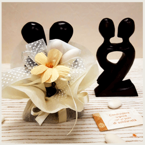 SCULTURA ABBRACCIO IN LEGNO |COD CRVKV44