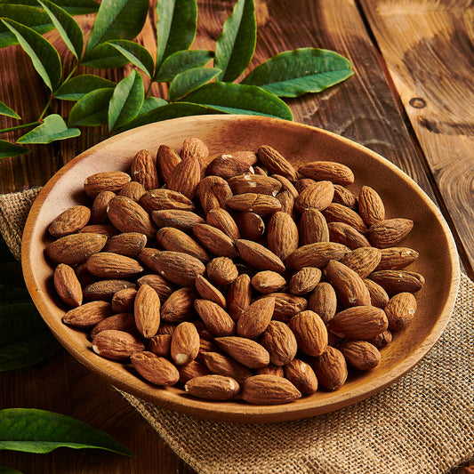 mandorle dolci dalla Palestina coltivate nei territori di Jenin