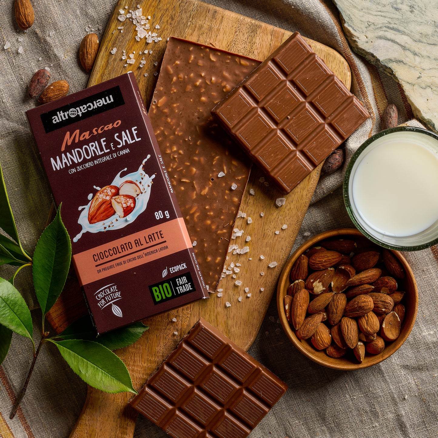 CIOCCOLATO MASCAO AL LATTE CON MANDORLE E SALE - BIO | COD. 5062 | 80 g
