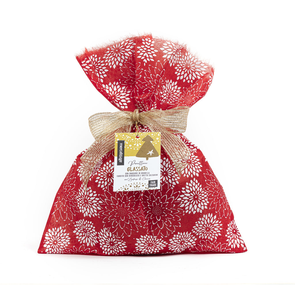 panettone glassato con gocce di cioccolato del commercio equo solidale altromercato