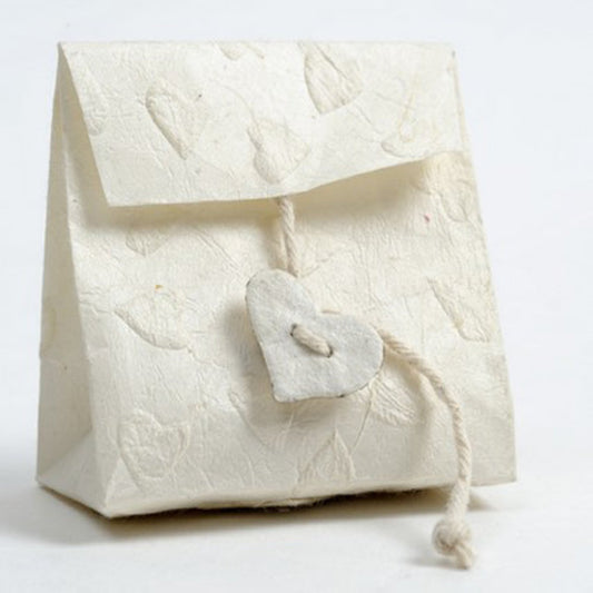 bustina portaconfetti cuori in carta lokta dal nepal Bomboniera solidale Altromercato