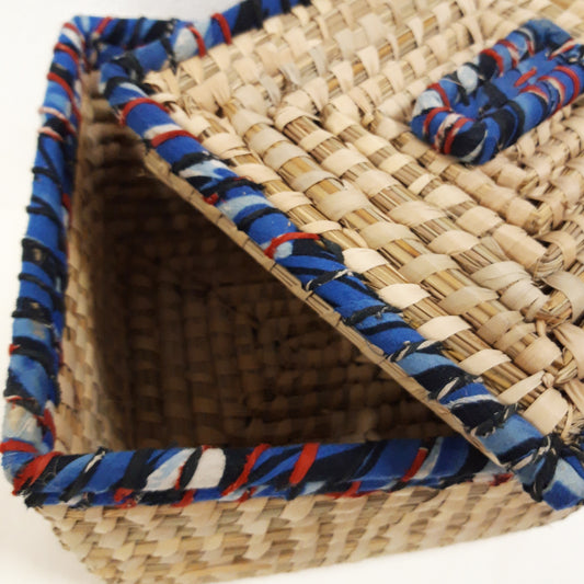 SCATOLA QUADRATA BORDO SARI | CODICE EQM7230908