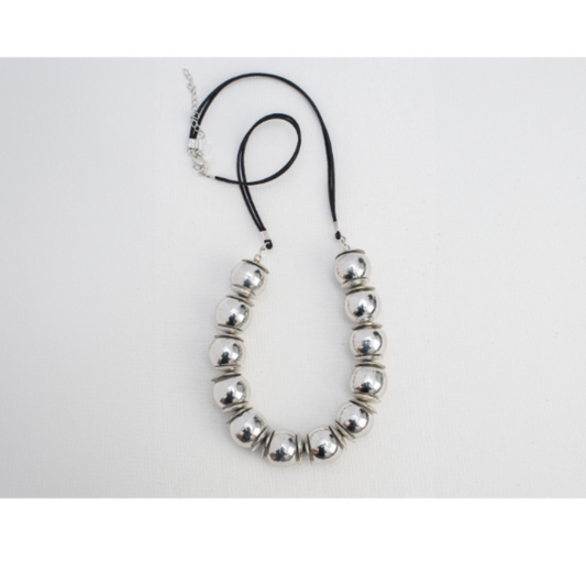 COLLANA MADAM OTTONE PLACCATO ARGENTO SFERE CAVE | HUBM341126156319
