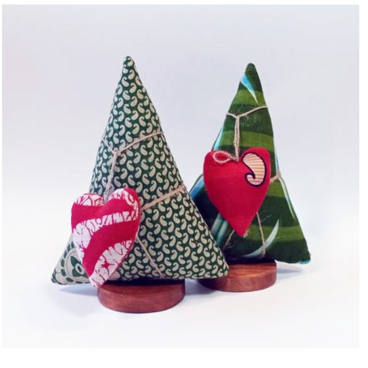 Albero in Sari Riciclato con Base in Legno fatto a mano in Bangladesh – BaSE – addobbo natalizio equosolidale