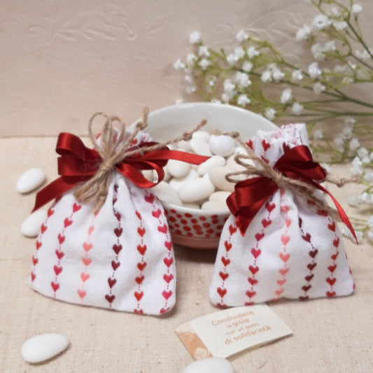 Bomboniera solidale sacchettino il lino con delicati cuoricini per Matrimonio, Comunione, Cresima, Battesimo