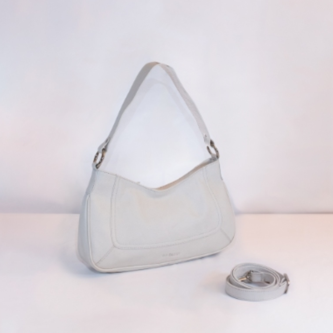 Borsa Sait Lo in pelle color panna luminosa elegante collezione OnEarth Equomercato
