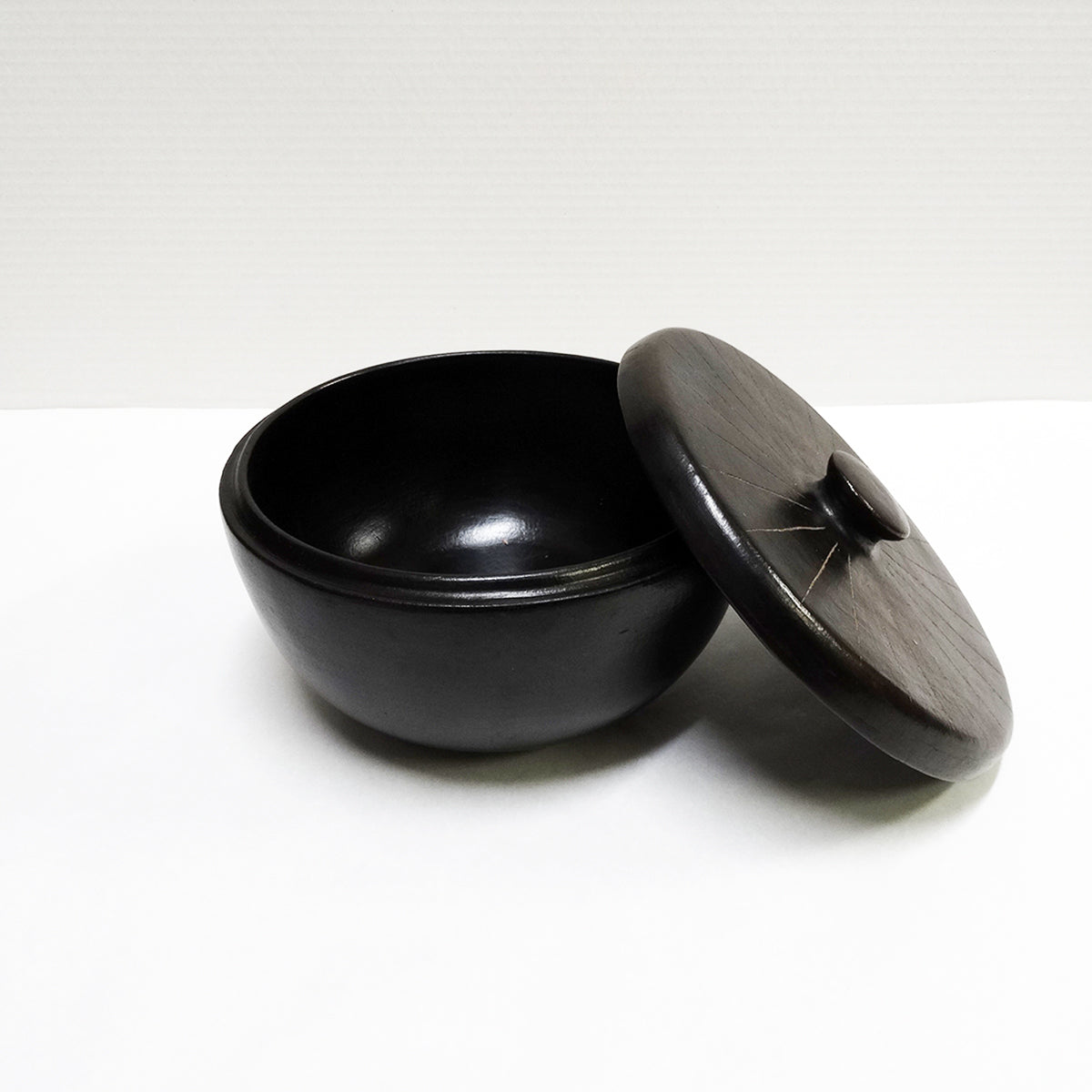 PENTOLA CON COPERCHIO STRIPE PICCOLA CERAMICA LOMBOK | CODICE 1256