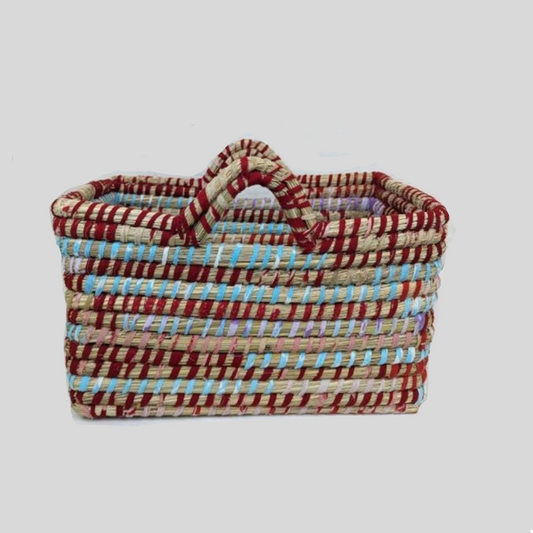 cassettina per regalo equosolidale un fibra naturale e sari riciclati da Base in Bangladesh