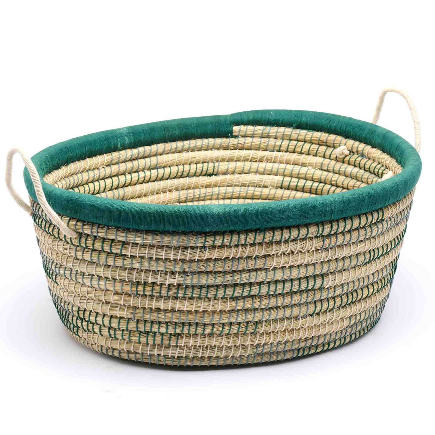 Cesto ovale maxi in fibra naturale di kaisa intrecciata a mano con manici, realizzato da CORR in Bangladesh – artigianato equosolidale