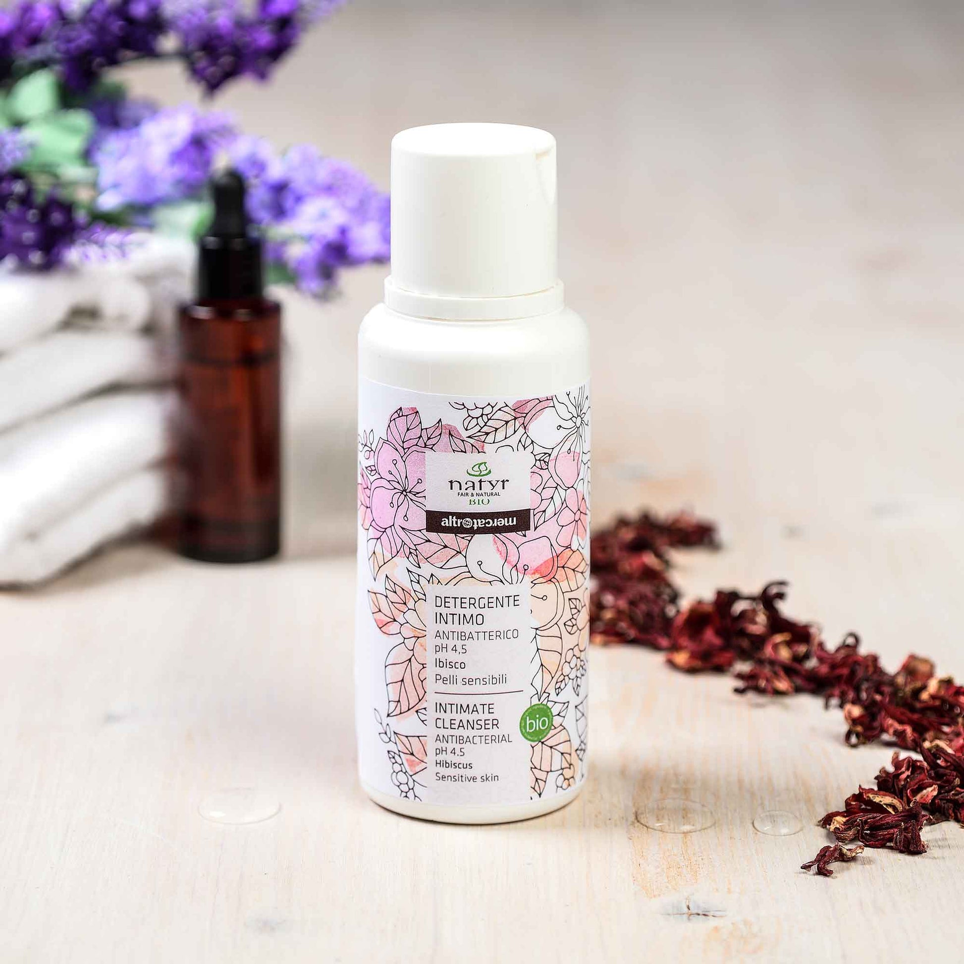 Detergente intimo Natyr delicato antibatterico biologico all'ibisco