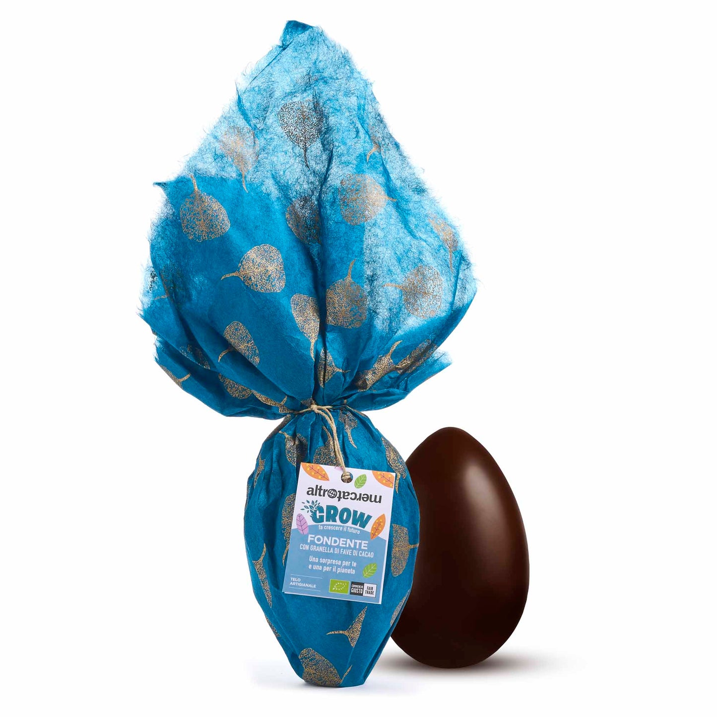 Uovo di Pasqua Grow cioccolato fondente e fave di caca biologico equosolidale Altromercato